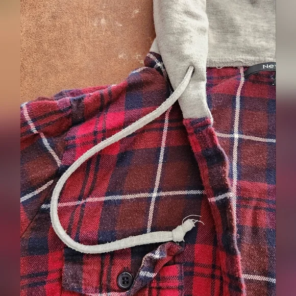 New Look Hooded Flannel Shirt - Picture 4 of 7